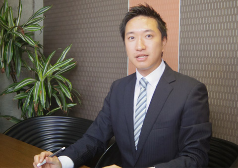 池貝充隆