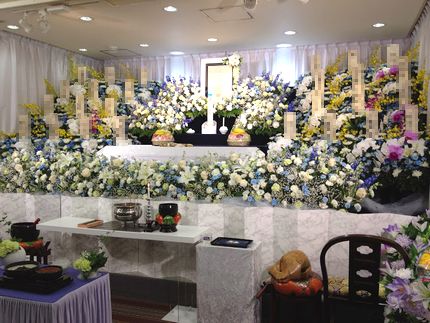 としまフューネス祭壇